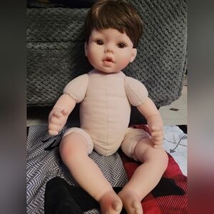 Yesteria Reborn Doll Realistic Baby doll Living Authentic Newborn Silicone Cloth